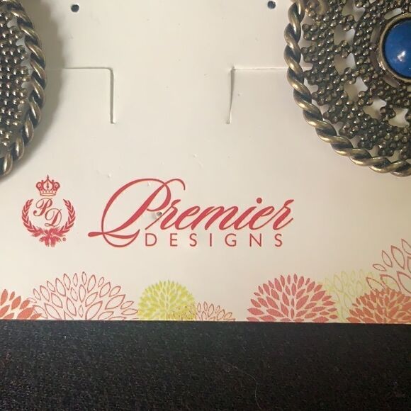 Premier Designs Post Earrings Pierced Pewter Blue - Picture 3 of 7
